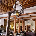 Oikia Alexandrou Traditional 3* Arnaía