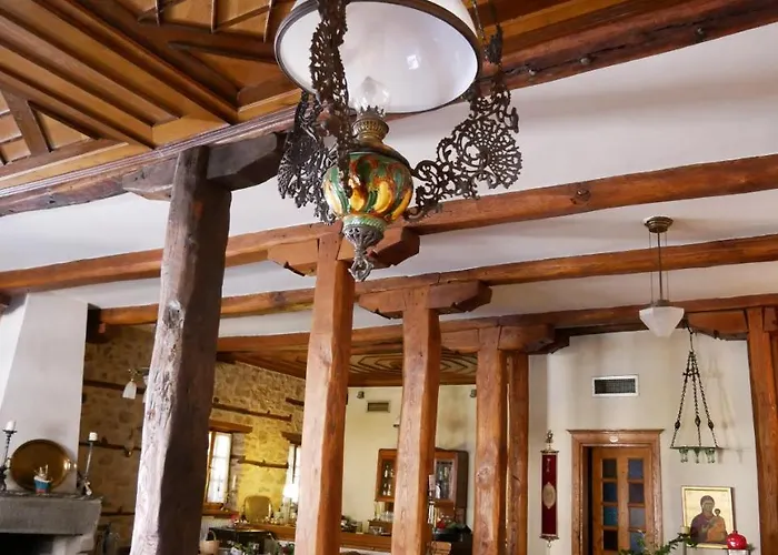 Oikia Alexandrou Traditional 3* أرنايا