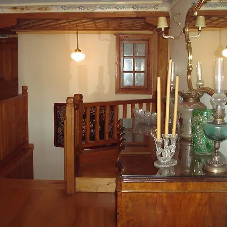 Oikia Alexandrou Traditional 아나이아